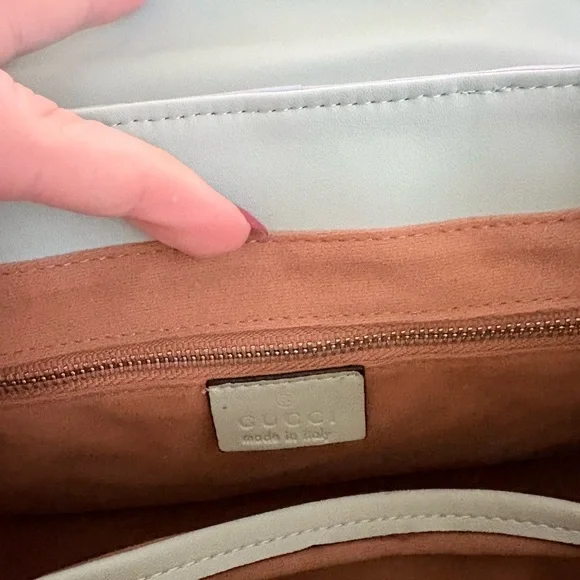 Gucci Pastel Diagonal Quilted Crossbody Bag with Double G - Picture 4 of 6